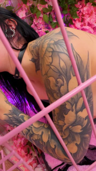 Pink Room ep.30: tatted slut mag numb का इस्तेमाल किया जाता है और नष्ट कर दिया जाता है