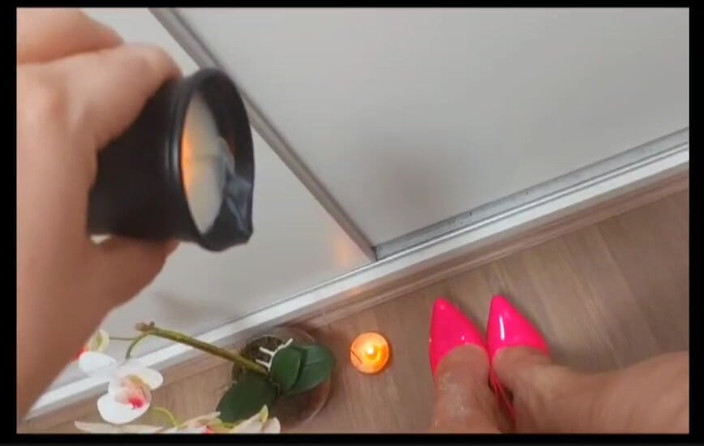 Kakabbw: Tôn sùng với nến