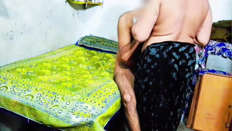 Abida pavreen: 발정난 상사와 하드코어 사무실 섹스 2부