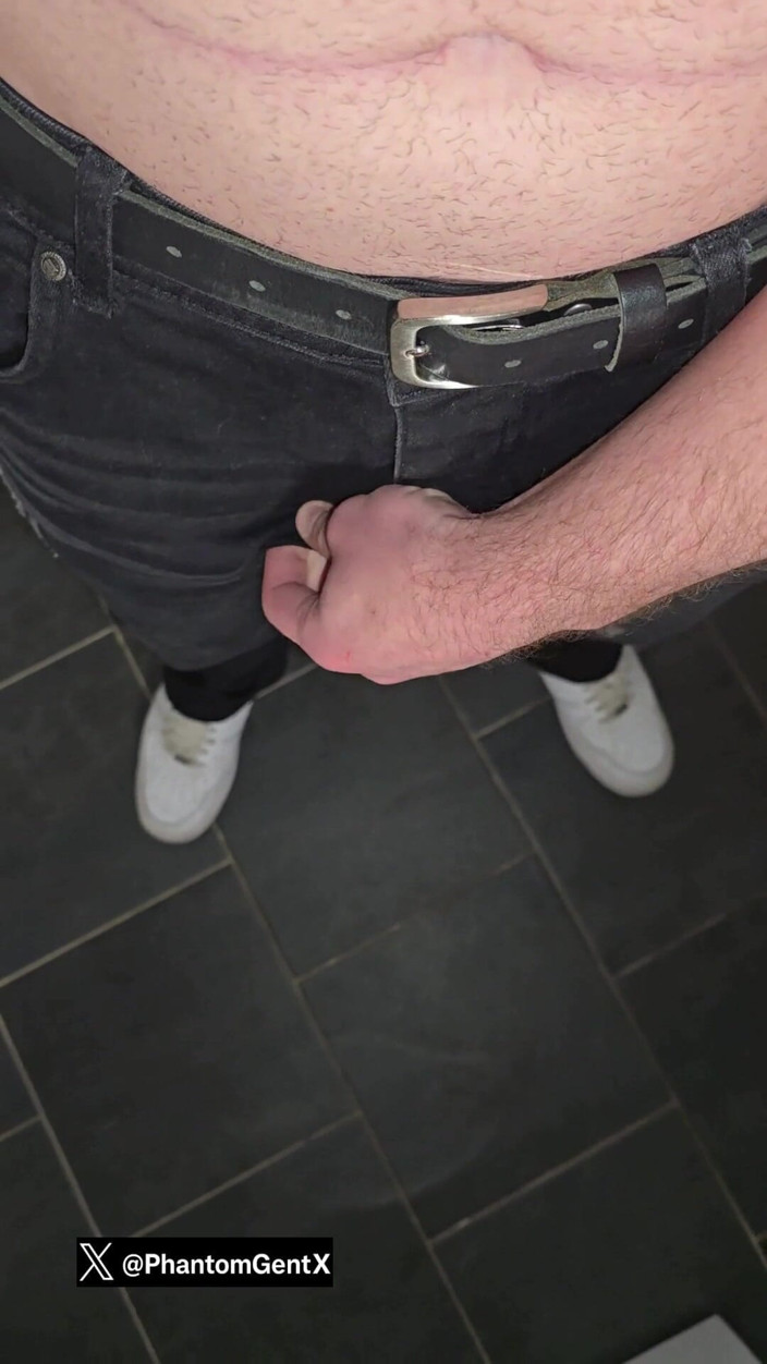 PhantomGentX: Phantomgentx Gay Solo škádlí obrovského ptáka s odvážnými sprostými řeči - Sledujte X:...