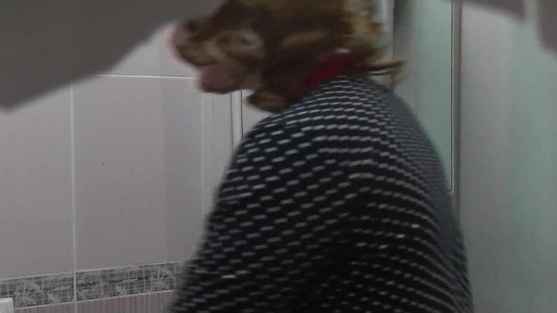 XXX-Platinum: Co dělá manželka, když je její manžel pryč? Soused opravena...