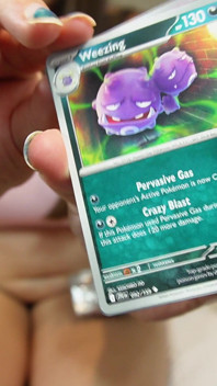 Bellibolt Pokemon Iono Unboxing.dengan seks
