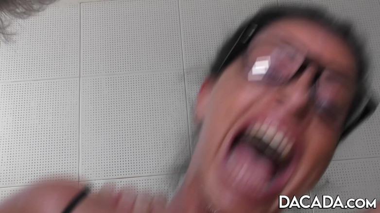 DaCada com: Employee Fuck