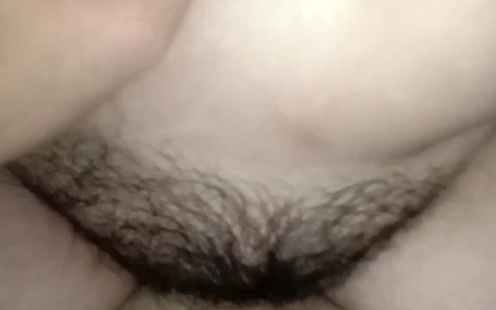 Chubbyme Pinay: Âm hộ đầy lông của bà dì mũm mĩm làm cho...