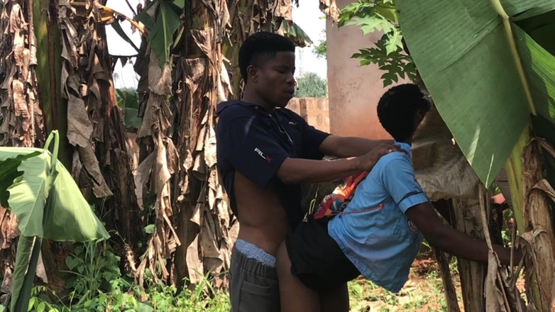 Amateur Teen Studio: Spóźnię się na klasę, Pls pieprzyć mnie zamiast wysyłać mnie...