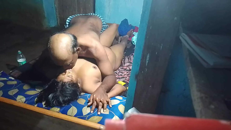 Desi palace: Žhavá a sexy anu bhabhi xxx