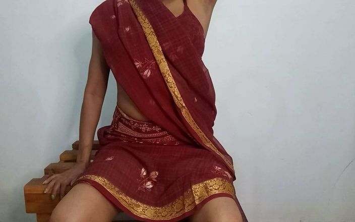 Miya White: Индийская горничная мастурбирует сочной киской Saree с большим бобом