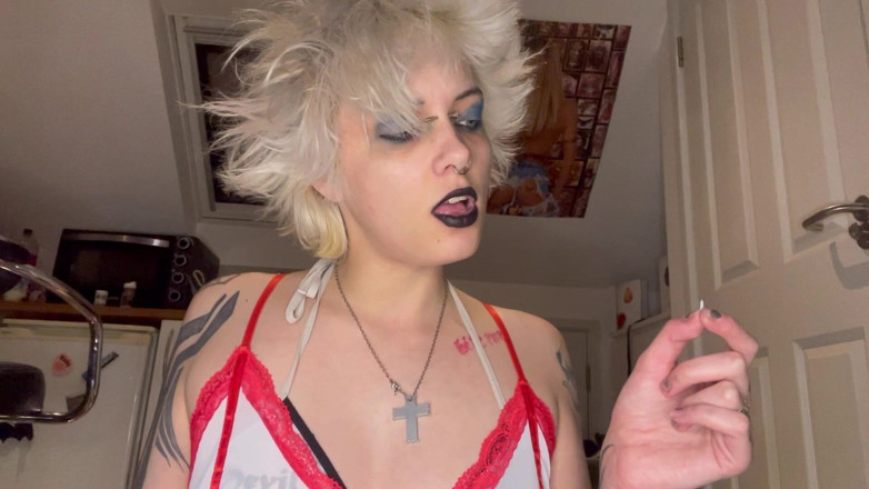 Glitterqueen1999: 간호사 물에 몰래 들어가는 작은 남자