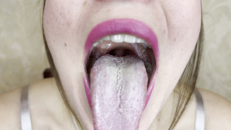 Hottie goddess: Doğal ağız durumu: boğaz görünümü
