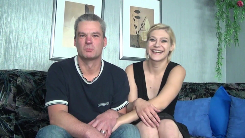 BB video: Sexo a três cheio de boquetes e lambida de buceta - 3