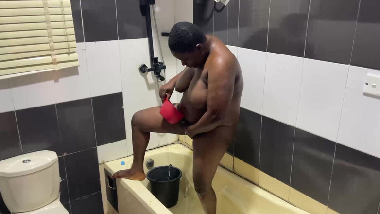 Africanbestsex007: Thick Ebony Solo Cucumber Fuck