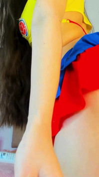 My Delicious Ass in a Red Skirt