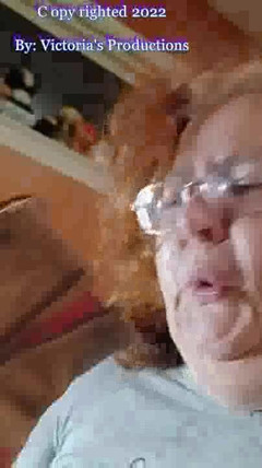 BBW nurse Vicki adventures with friends: Vůně mých páchnoucích zpocený boty po tvrdé práci na zahradě!