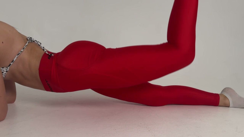 Skinny_lady69: Tight Red Leggings Yoga