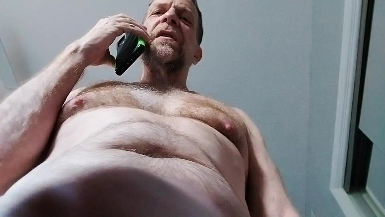 Hairyartist: I Take a Call for You as You Service Me 2
