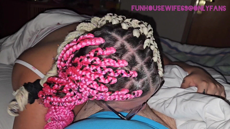 Funhousewife69: Într-o croazieră înghițindu-l complet în timp ce în Bahamas