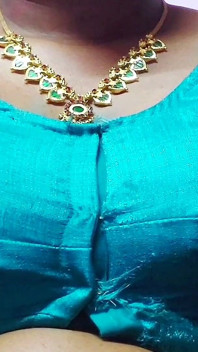 Sexo indiano com tia gostosa xxx novo lançamento