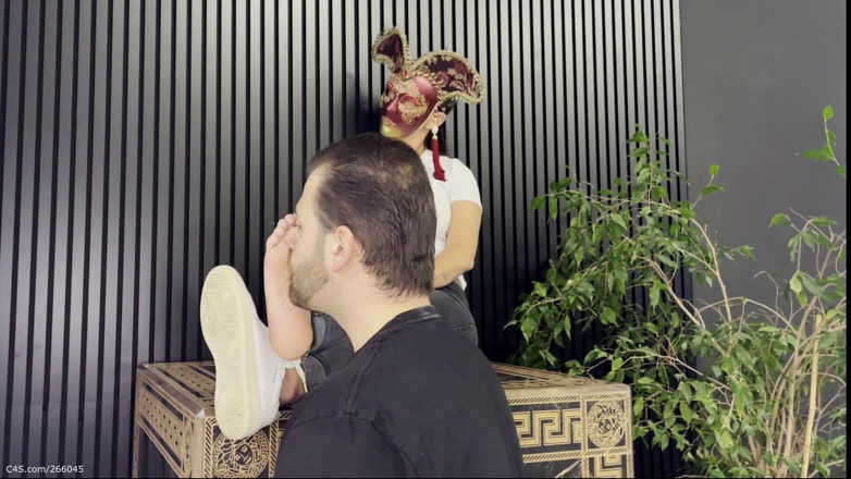 Deep Sole Devotion: Versace Cube Foot Fetish - Silent Sneaker Licking &amp; Deep Barefoot Toe...