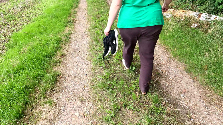 Bouncy Tits Action: Tits with Cum on It Spanking in the Woods