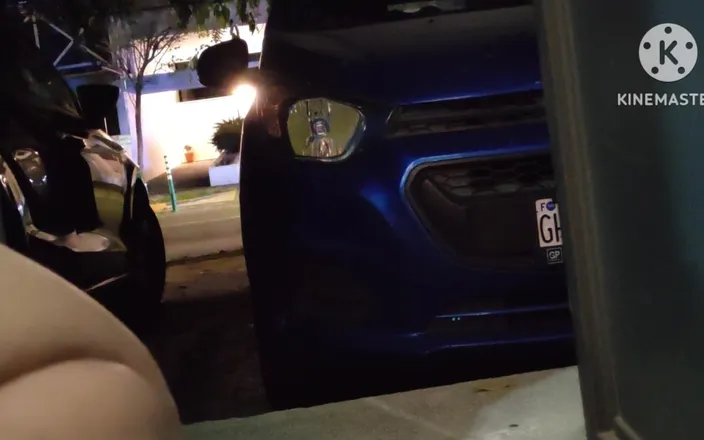 Traviezisha: Going Outside My Home with a Dancing Dildo up Inside...