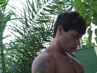 Bi All Means: Bi dude disfruta de ser follada con un poste enorme...