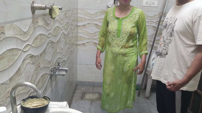 Hornycouple149: La india Sutela Bhai vio a la hermanastra haciendo el...