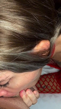Dari Blowjob lembut hingga liar menunggang zakar saya sehingga saya pancut di mukanya