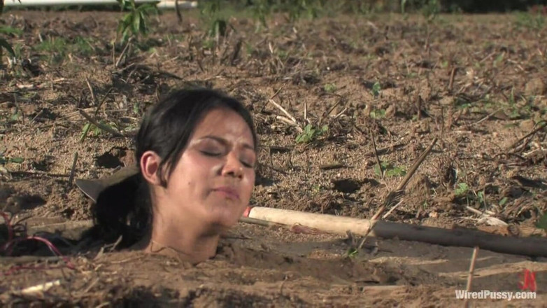 Wired Pussy by Kink: Nadia Styles