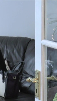Lacey Starr necesita calmarse con una polla negra