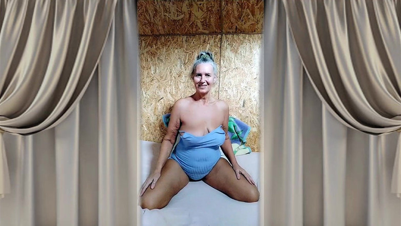 Lukerya: ルケリヤは一日を熱く始めます