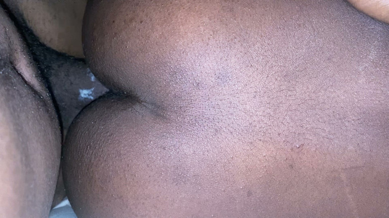 DivaHouz: Blackmamba21 대물 자지 클로즈업으로 따먹히는 흑누나 십대 보짓물 꽉 조이는 보지 POV