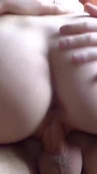 Perfektní Šukání Kundičky Zezadu a Creampie