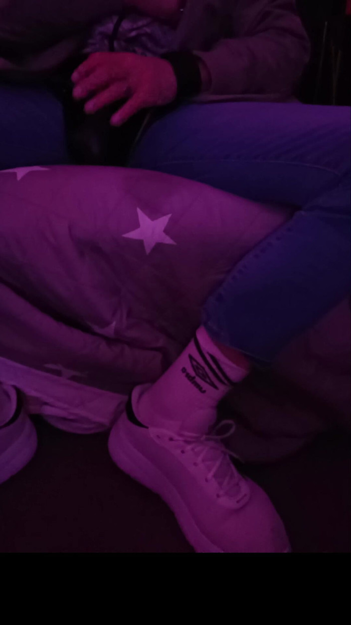 JeansdadXL: パーティーの後、継父が私の部屋で楽しんでいる