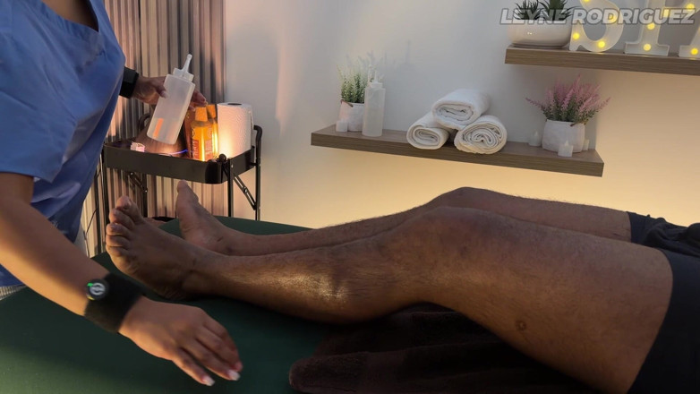 Leyne Rodriguez: Massage Session #50