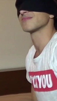 Ošukaná xxl ptákem, jeho nejlepším přítelem