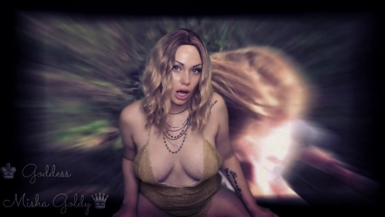 Goddess Misha Goldy: Ni familia, amigos, mujeres, solo porno y tu propia mano! ¡La...