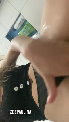 zoepaulina: ग्रेट डिल्डो डीप थ्रोट