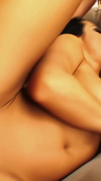 Sandra Romain a très envie de quatre bites bien dures dans un gangbang à trous ouverts