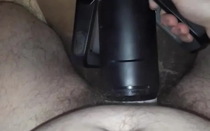 Au79: Masturbating with a Toy and a Chat Bot