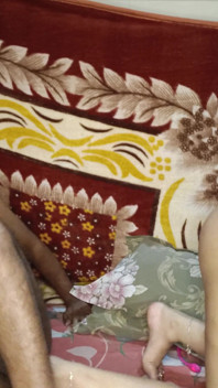 Indische Desi Bhabhi Neukt Met Een Dubbele Pikdildo En Zijn Manckock
