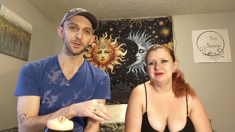 Sin Spice by Sophia Sinclair and Jasper Spice: Rewuwa vibratore Squirta la figa tascabile si spoglia e si...