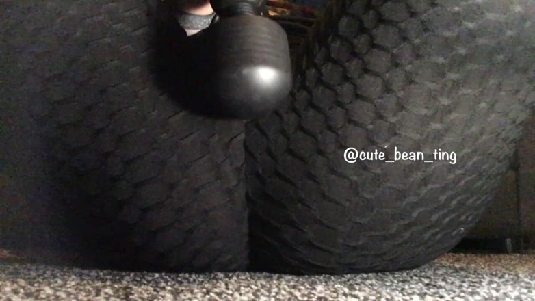 Alice Bean: Leggings gozando