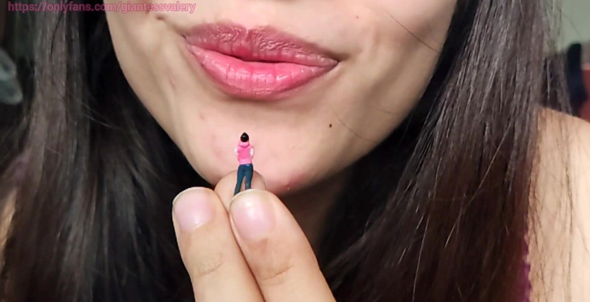 Giantessvalery: I was bored, I found a tiny sneaking around... I'm...