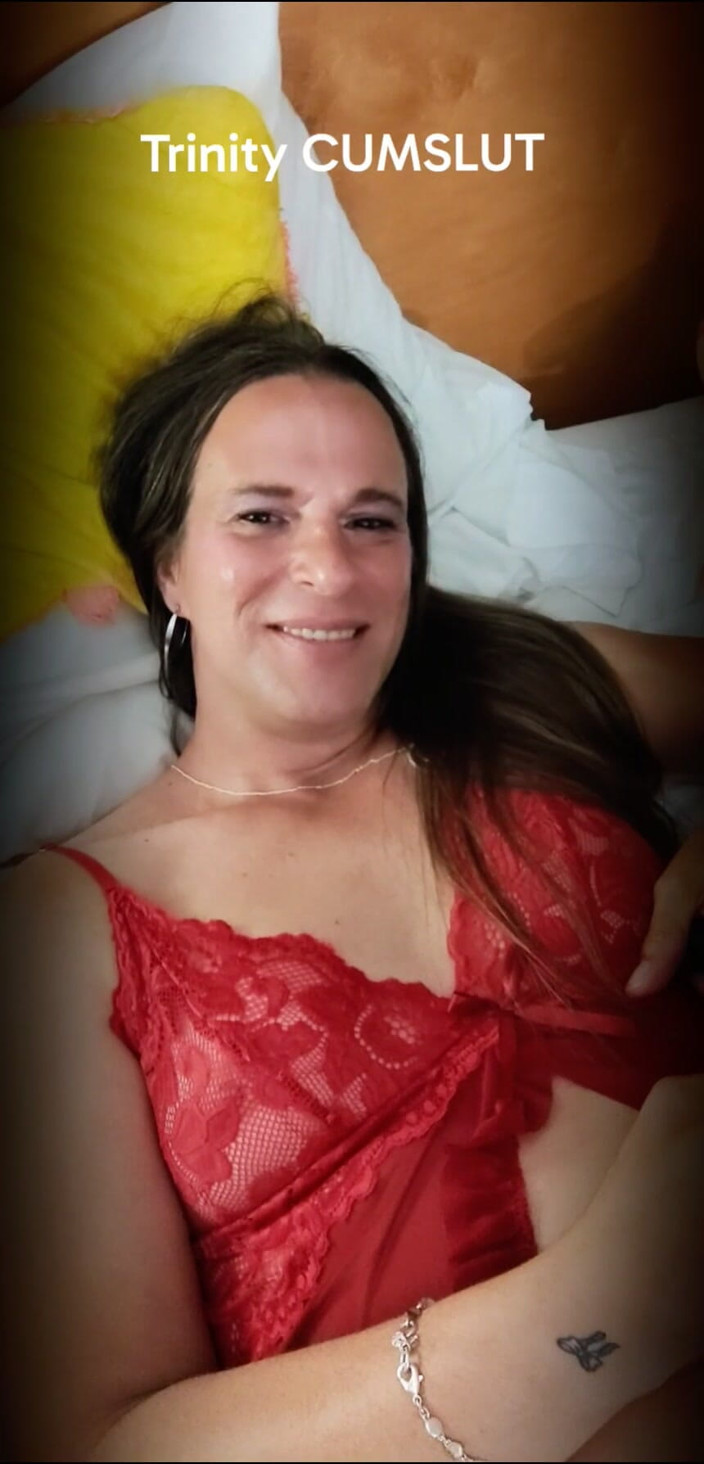 Trin luvs cum: Trinity Cumslut me alimenta