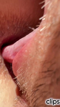 18 yaşındaki kız götten ağzına işeme ile anal sağım oyunlarına bayılıyorsa korkunç bir şey
