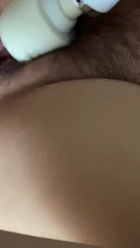 Amateur haariger Anal spritzt Orgasmus mit Dirty Talk von meiner Frau.