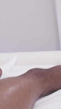 Ari en prend une grosse avec Ari Alectra avec Brickzilla