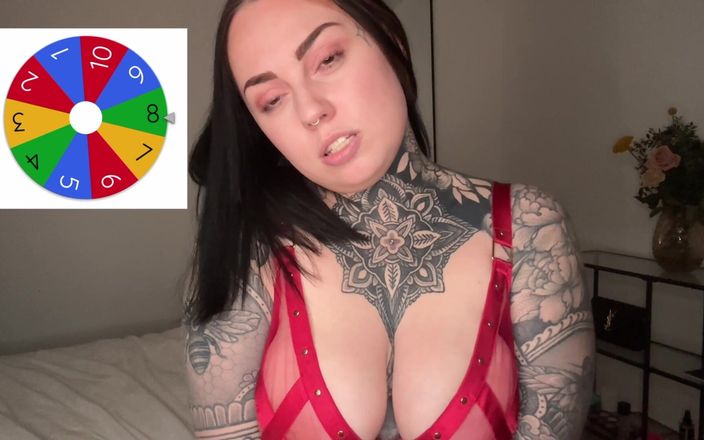 Miss Valentina: Volume Trò chơi lời thì thầm trên bàn chơi