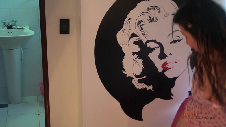 ATK Toys: Паула розморощена