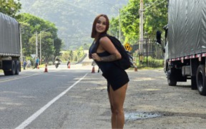 Abella olsen1: Người mẫu tuổi teen mất chìa khóa xe và trả...